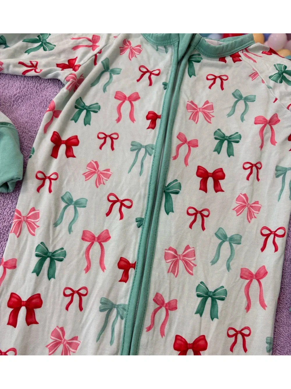 Holiday bows zip pajama